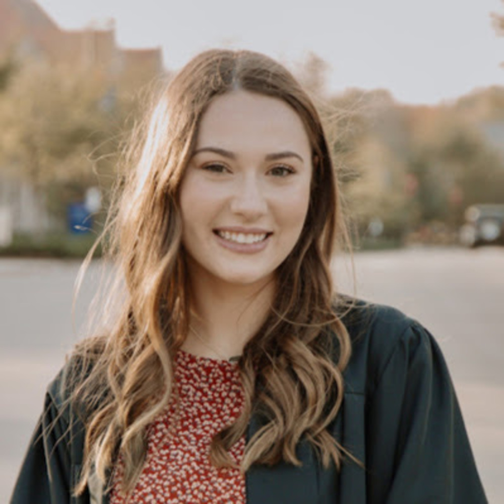 Meet your Posher, Heidi mae